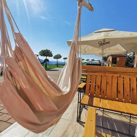 Four Stars Art-pe Daire Trebnje