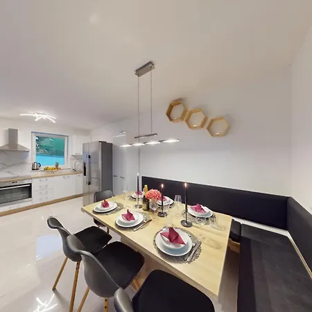 Four Stars Art-pe * Trebnje