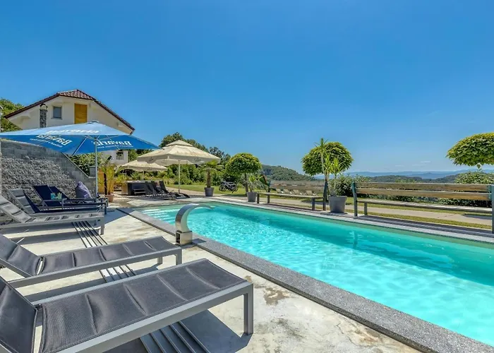 Four Stars Art-pe 아파트 Trebnje