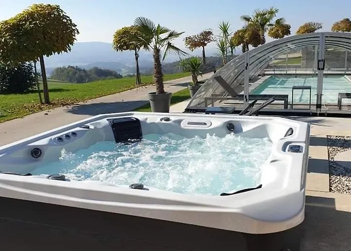 Four Stars Art-pe Appartamento *