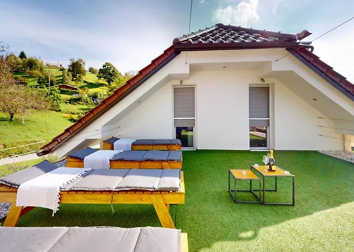 Four Stars Art-pe Appartamento *