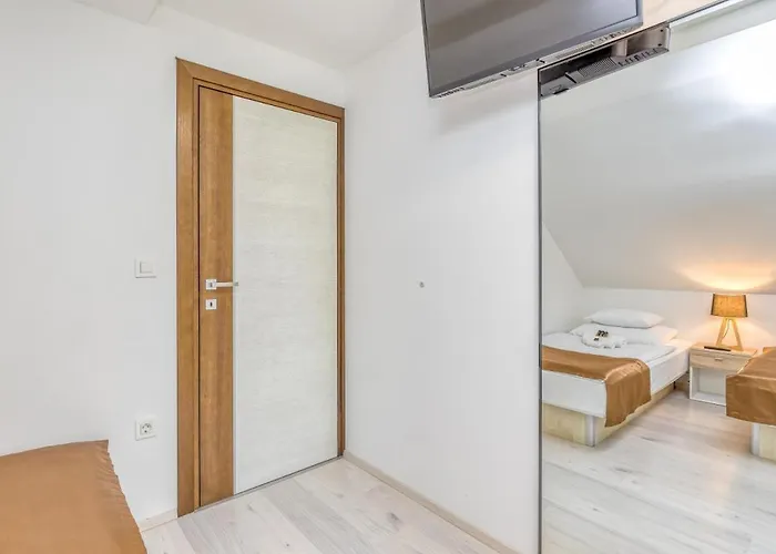 Four Stars Art-pe Appartamento Trebnje