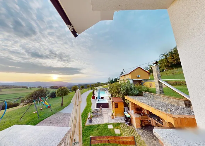 Four Stars Art-pe Appartamento Trebnje