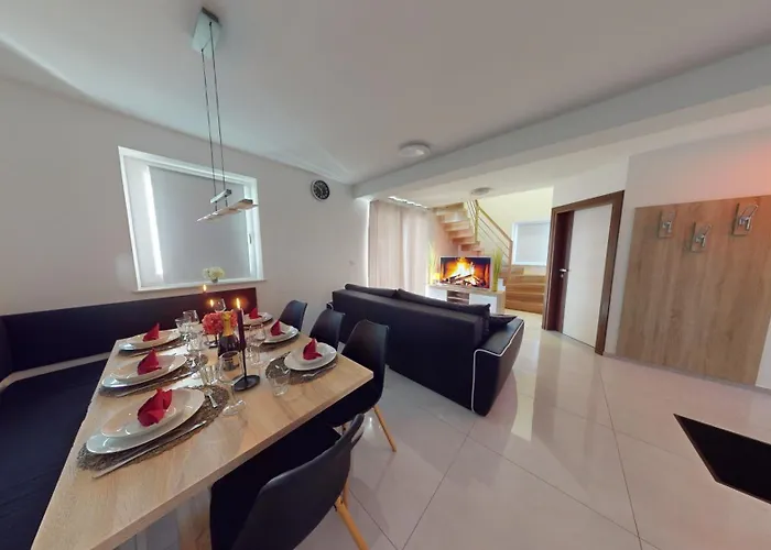 Four Stars Art-pe Appartamento Trebnje