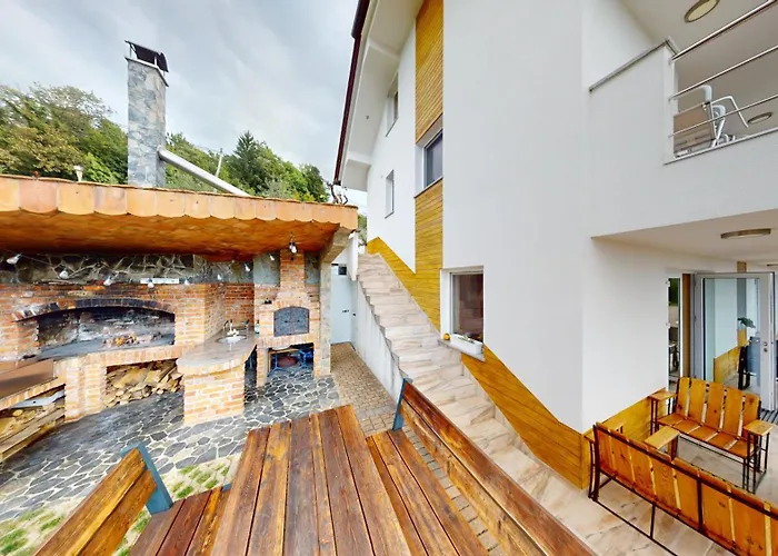 Four Stars Art-pe Trebnje